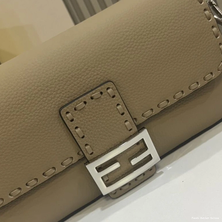 Cheap Romano Khaki Medium Bag Selleria Cuoio Leather Baguette In Fendi 0727
